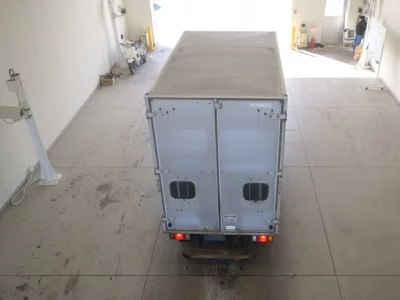 Toyota DYNA  с аукциона в Японии