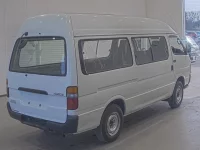Toyota HIACE VAN лот № 20134 оценка RA  с аукциона в Японии 1