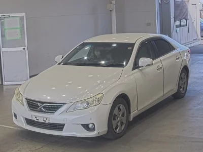 Toyota MARK X  с аукциона в Японии