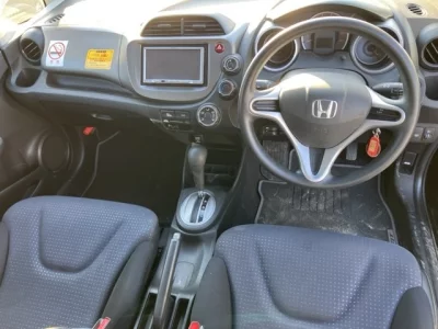 Honda FIT  с аукциона в Японии