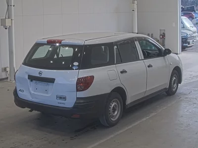 Nissan AD