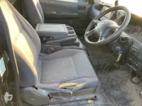 Nissan CARAVAN VAN лот № 20297 оценка RA  с аукциона в Японии 7