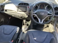 Honda FIT лот № 20265 оценка 3.5  с аукциона в Японии 3
