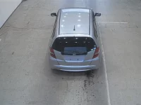 Honda FIT лот № 20265 оценка 3.5  с аукциона в Японии 2