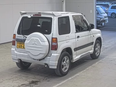 Mitsubishi PAJERO MINI