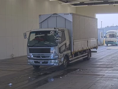 Mitsubishi FUSO FIGHTER