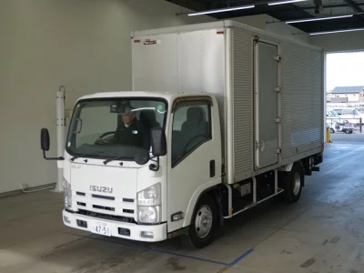 Isuzu ELF