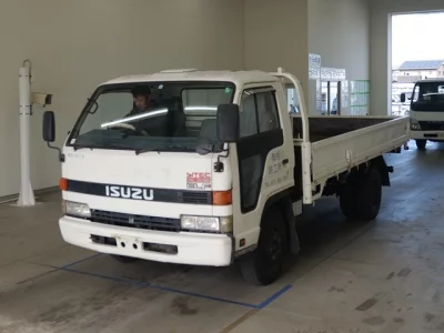 Isuzu ELF