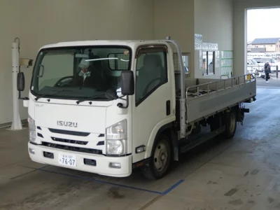 Isuzu ELF