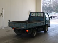 Toyota DYNA лот № 1723 оценка R  с аукциона в Японии 1