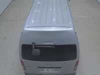 Toyota HIACE VAN лот № 20330 оценка 3  с аукциона в Японии 2