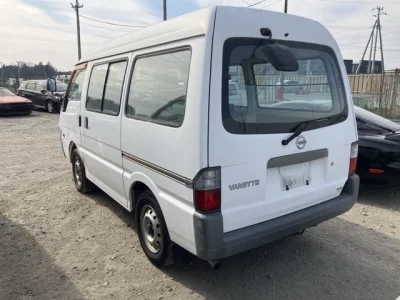 Nissan VANETTE VAN