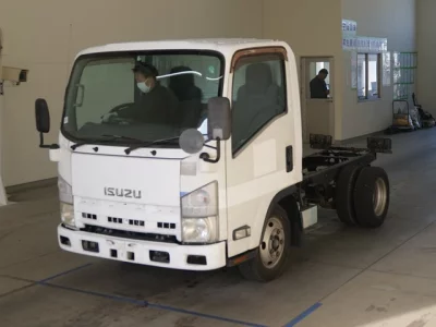 Isuzu ELF