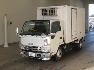 Isuzu ELF