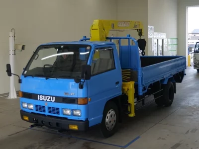 Isuzu ELF