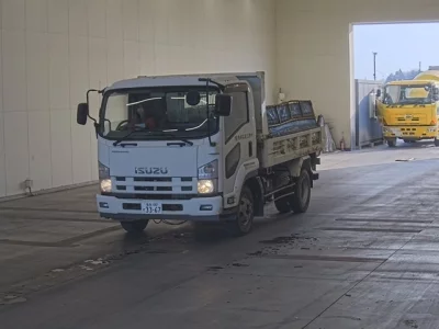 Isuzu FORWARD