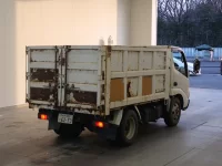 Toyota DYNA лот № 1688 оценка 3  с аукциона в Японии 1