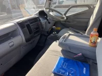 Hino DUTRO лот № 1830 оценка 3  с аукциона в Японии 4