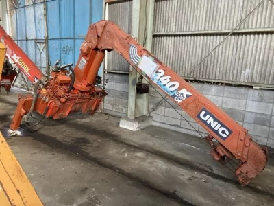 OTHERS UNIC CRANE
