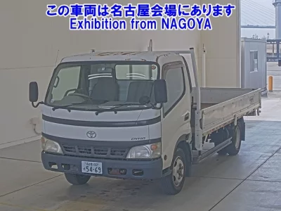 Toyota DYNA  с аукциона в Японии