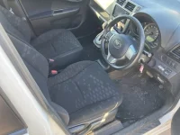 Toyota RACTIS лот № 20436 оценка 4  с аукциона в Японии 7