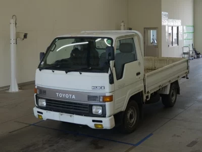 Toyota HIACE TRUCK  с аукциона в Японии
