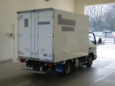 Hino DUTRO  с аукциона в Японии