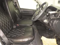 Toyota HIACE VAN лот № 2267 оценка 4.5  с аукциона в Японии 4