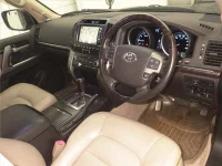 Toyota LAND CRUISER лот № 5601 оценка 4  с аукциона в Японии 2