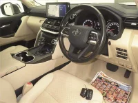 Toyota LAND CRUISER лот № 20004 оценка 5  с аукциона в Японии 2