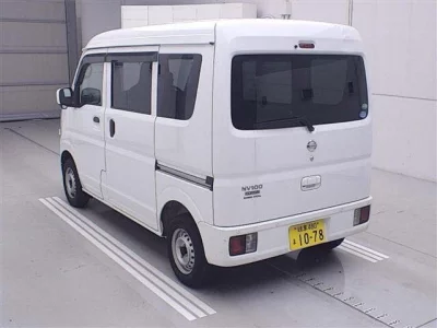 Nissan CLIPPER VAN