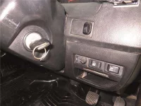 Nissan CARAVAN VAN лот № 30012 оценка 3  с аукциона в Японии 7