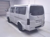 Nissan CARAVAN VAN лот № 70112 оценка R  с аукциона в Японии 1