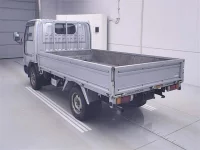 Nissan ATLAS лот № 2215 оценка 3.5  с аукциона в Японии 1