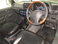 Suzuki JIMNY лот № 70152 оценка 3.5  с аукциона в Японии 2