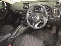 Mazda AXELA лот № 8061 оценка 4  с аукциона в Японии 2