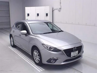 Mazda AXELA  с аукциона в Японии
