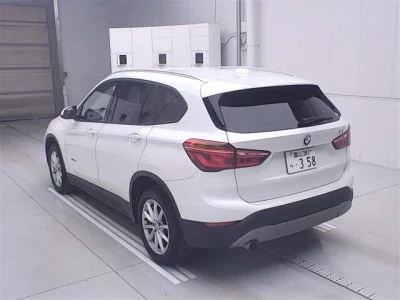 BMW X1  с аукциона в Японии