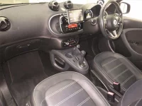 Smart FORFOUR лот № 5421 оценка 4.5  с аукциона в Японии 3