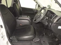 Toyota HIACE VAN лот № 2431 оценка 4  с аукциона в Японии 4