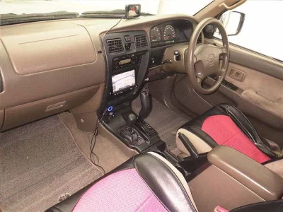 Toyota HILUX SURF  с аукциона в Японии