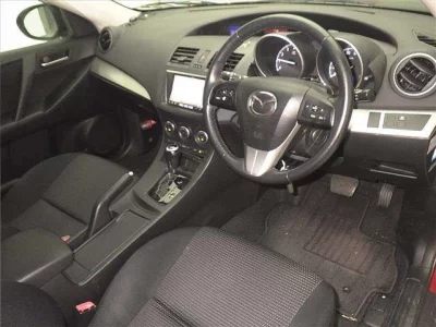 Mazda AXELA  с аукциона в Японии