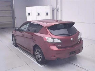 Mazda AXELA  с аукциона в Японии