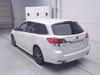 Subaru LEGACY  с аукциона в Японии