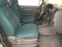 Suzuki JIMNY лот № 70187 оценка 3.5  с аукциона в Японии 4