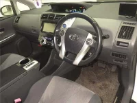 Toyota PRIUS ALPHA лот № 70306 оценка R  с аукциона в Японии 2