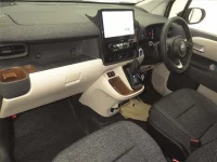 Toyota SIENTA лот № 7332 оценка 4  с аукциона в Японии 3