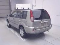 Nissan X-TRAIL лот № 70296 оценка R  с аукциона в Японии 1