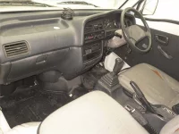 Suzuki CARRY TRUCK лот № 70378 оценка 3  с аукциона в Японии 3