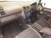 Volkswagen GOLF TOURAN лот № 70421 оценка 4  с аукциона в Японии 3